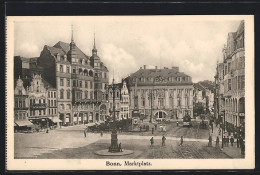 AK Bonn, Marktplatzblick Mit Strassenbahn Und Fussgängern  - Bonn