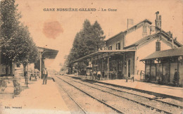 BUSSIERE GALAND - La Gare (carte Vendue En L'état) - Bahnhöfe Ohne Züge