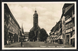 AK Einbeck, Marktplatz Mit Kindern Auf Der Strasse  - Einbeck