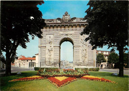 51 - Chalons Sur Marne - Porte Sainte-Croix - CPM - Voir Scans Recto-Verso - Châlons-sur-Marne