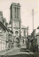 14 - Villers Sur Mer - Eglise Saint Martin - Animée - Carte Dentelée - CPSM Grand Format - Voir Scans Recto-Verso - Villers Sur Mer