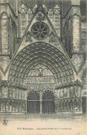 18 - Bourges - La Cathédrale Saint Etienne - CPA - Voir Scans Recto-Verso - Bourges