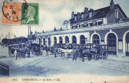 COMPIEGNE - La Gare. - Bahnhöfe Ohne Züge