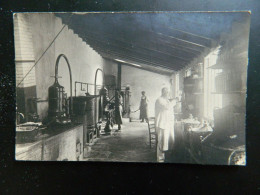 SURGERES             DISTILLERIE ALBERT LACOSTE COGNAC       CARTE PHOTO   Mr LACOSTE   (était Collée Sur Carton) - Surgères