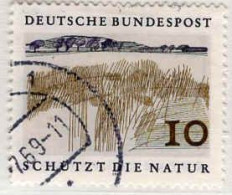 RFA Poste Obl Yv: 454 Mi:591 Schützt Die Natur La Plaine (Beau Cachet Rond) (Thème) - Protection De L'environnement & Climat