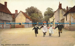 R628733 Children Coming Home From School. Photochrom - Monde