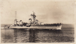 Photo Bateau Marine De Guerre Le Le Croiseur Foch - Schiffe