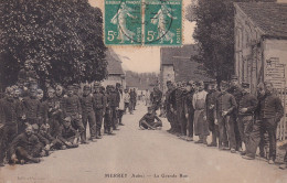 Rare CPA - Merrey Sur Arce, La Grande Rue. Militaires 1911 D021 - Sonstige & Ohne Zuordnung