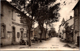 (25/05/24) 12-CPA SAINT VICTOR MELVIEU - BELLE AUTOMOBILE - Saint Victor