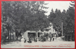 Cpa 51 SERMAIZE LES BAINS Anime L'Entree Et Le Chalet   Marchand De Cartes Postales  Buvette Journaux - Sermaize-les-Bains