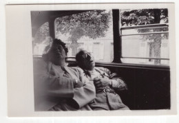 Sleeping People - CROSSLEY Autobus  - (Holland) - Cars