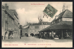 CPA Montréjeau, La Place Et La Halle  - Montréjeau