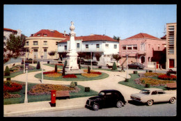 PORTUGAL - VILA NOVA DE FAMALICAO - PLACE DU 9 AVRIL - MONUMENT AUX MORTS - Altri & Non Classificati