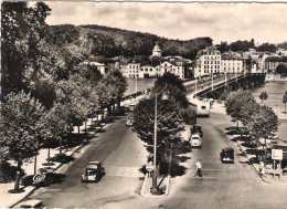 64. BAYONNE. LE PONT SAINT ESPRIT ET L'ADOUR. VOITURES ANCIENNES. ANNEES 50. - Bayonne