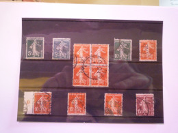 2024 - 1953  TIMBRES PERFORES  -  Perforations Variées   XXX - Usados