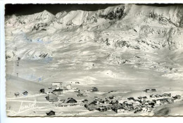 CPSM Dentelée 9 X 14 Isère L'ALPE D'HUEZ 1.850 M. Vue Générale  Et La Chaîne Des Grandes Rousses - Other & Unclassified