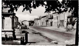 SOMMERVILLER - La Rue De Lorraine Vue Venant De Crévic - Sonstige & Ohne Zuordnung