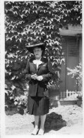 Photographie Vintage Photo Snapshot Mode Fashion Chapeau Hat élégance Chic - Autres & Non Classés