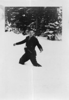 Photographie Vintage Photo Snapshot Neige Hiver Snow Winter Boule Neige - Anonyme Personen