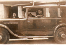 Photographie Vintage Photo Snapshot Automobile Voiture Car Auto - Cars
