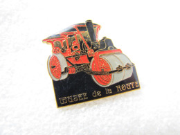 RARE PIN'S    MUSÉE De La ROUTE  ROULEAU COMPRESSEUR - Autres & Non Classés