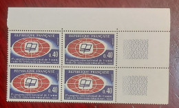 France Bloc De 4 Timbres  Neuf**  YV N° 1515 Radio Et Télévision éducatives - Mint/Hinged