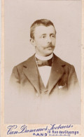 Photo CDV D'un Homme élégant  Posant Dans Un Studio Photo A Gand ( Belgique ) - Oud (voor 1900)