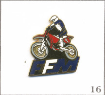 Pin's Transport - Moto / FFM (Fédération Française Des Motards“. Estampillé FF. EGF. T1026-16 - Motorfietsen