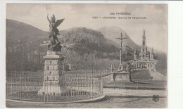 Lourdes - Entrée De L'Esplanade - Lourdes