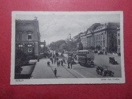 Carte Postale - ALLEMAGNE - Berlin - Unter Den Linden (B443) - Andere & Zonder Classificatie