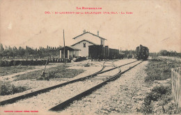 SAINT LAURENT DE LA SALANQUE - La Gare. - Bahnhöfe Mit Zügen