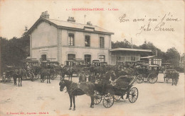 BAGNOLES DE L'ORNE - La Gare. (carte Vendue En L'état) - Stations - Zonder Treinen