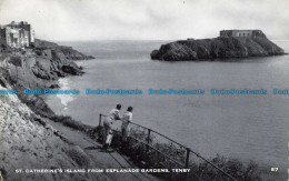 R633301 Tenby. St. Catherine Island From Esplanade Gardens. 1962 - Welt