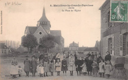 MAIZIERES-la-GRANDE-PAROISSE (Aube) - La Place De L'Eglise - Landau - Voyagé (2 Scans) - Sonstige & Ohne Zuordnung