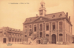 E397 Landrecies L'hôtel De Ville - Landrecies