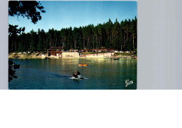 Pedalo Et Canoe, Plan D'eau De La Tour, La Chaise-Dieu - Otros & Sin Clasificación