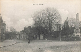 DOLE - La Gare. - Stations Without Trains