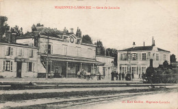 MIGENNES LAROCHE - Gare De Laroche. - Stations With Trains