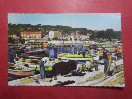 Carte Postale - CARRY (13) - Les Pêcheurs (B474) - Carry-le-Rouet