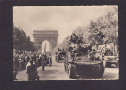 CPSM Libération De Paris WWII Anti Allemagne Nazi Voir Scan Du Dos Char D'assaut Tank - Other & Unclassified