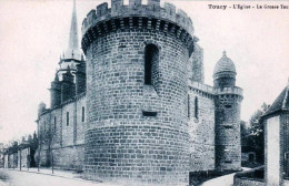 89 -  Yonne -  TOUCY -   L'église - La Grosse Tour - Toucy