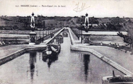 45 - Loiret -  BRIARE -  Le Pont Canal - Peniche - Briare