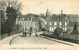 61 - Laigle - La Rue De La Gare Vue De La Gare - Animé - CPA - Voir Scans Recto-Verso - L'Aigle