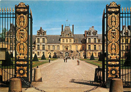 77 - Fontainebleau - Palais De Fontainebleau - Cour Du Cheval Blanc - Façade De L'escalier En Fer à Cheval - Carte Neuve - Fontainebleau