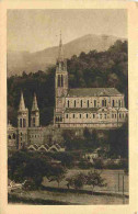 65 - Lourdes - Ville Connue Pour Son Pèlerinage Chrétien - CPA - Voir Scans Recto-Verso - Lourdes