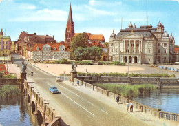 Schwerin Dom Und Theater Gl1979 #172.312 - Altri & Non Classificati