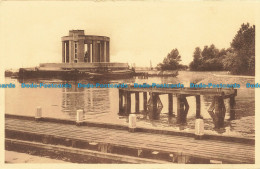 R633586 Monument Au Roi Albert A L Yser Nieuport. Ern. Nels Thill - Welt