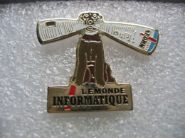 Pin's Du Monde Informatique - Informática