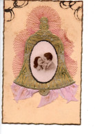 Carte Ajoutis Portrait Couple Dans Une Cloche Rubans RV - Autres & Non Classés