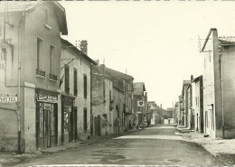 63  SAINT BONNET - LA RUE PRINCIPALE (ref 6579) - Autres & Non Classés